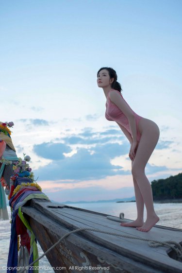 茅坑里的僵尸